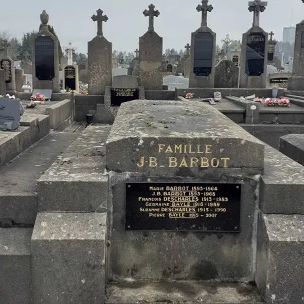 stele familiale (1)