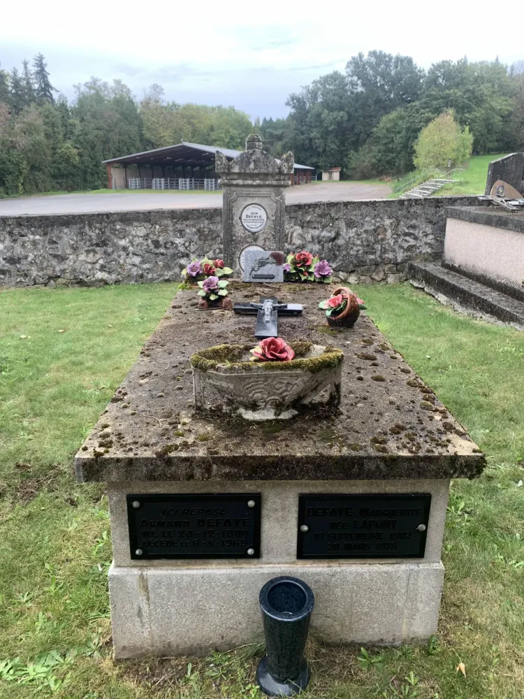 tombe (2)